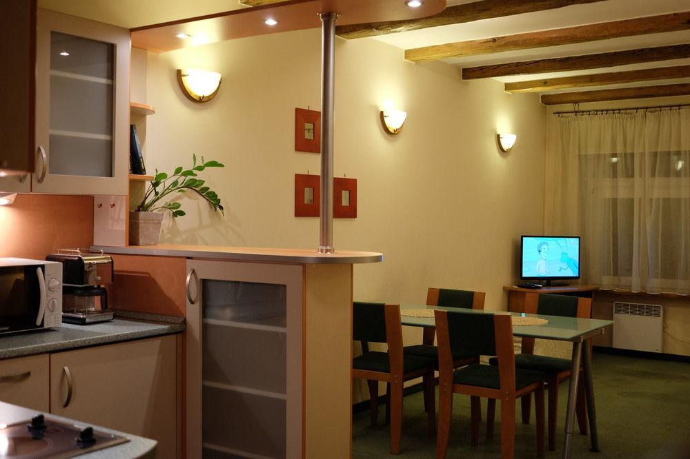 Academus Pub & Guest House Wroclaw Luaran gambar