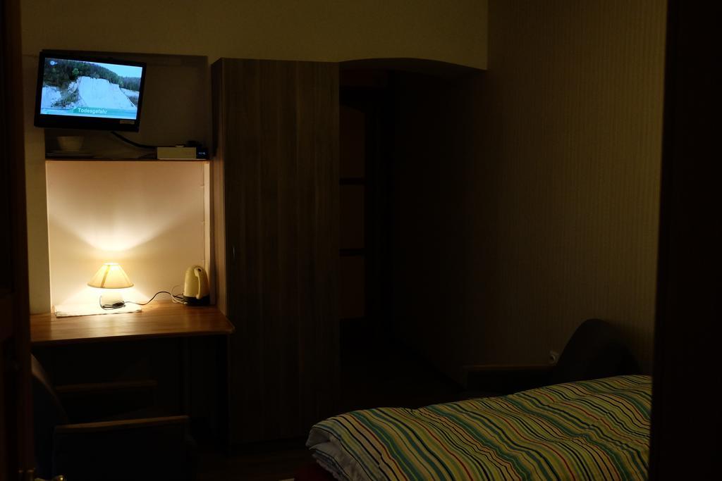 Academus Pub & Guest House Wroclaw Luaran gambar