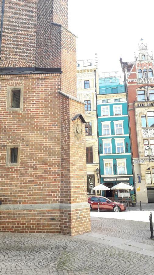 Academus Pub & Guest House Wroclaw Luaran gambar